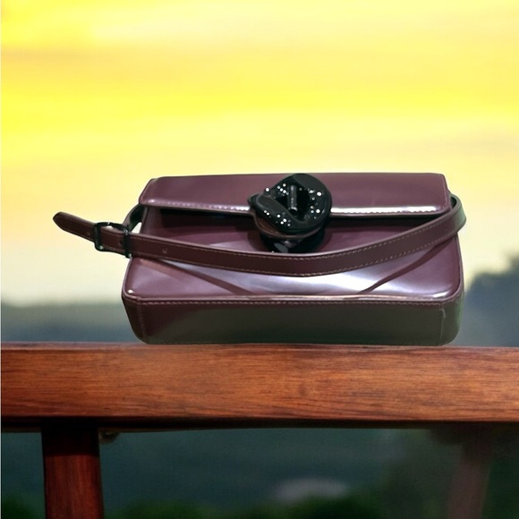 Rebecca Minkoff The “G” Small Leather Shoulder Bag with Dust Bag. - Picture 3 of 10